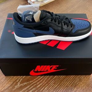 BRAND NEW air Jordan 1 retro low OG. Men’s size 6